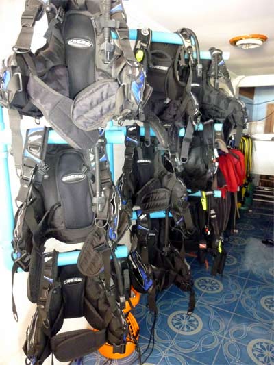 koh kong divers in cambodia scuba diving